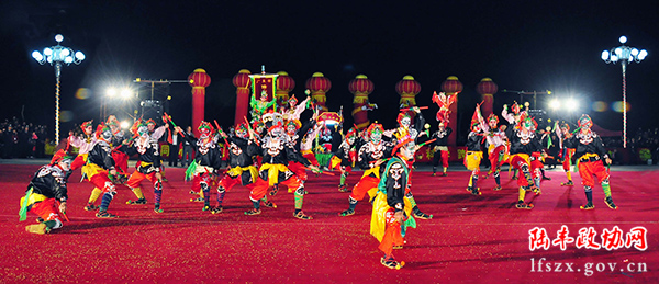 國家級非物質(zhì)文化遺產(chǎn)——甲子英歌舞（謝坂升 攝）